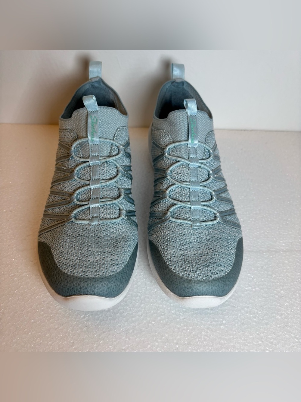 Skechers Women's Arya or Flex Mesh slip-on Memory Foam Shoes Size 7.5